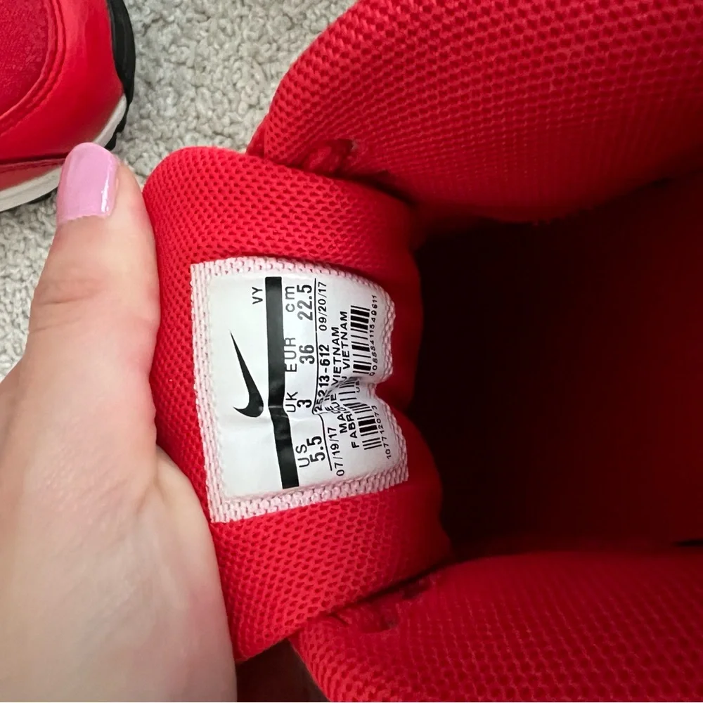 Nike Red Air Max Sneakers Swarovski Crystal - Picture 5 of 6